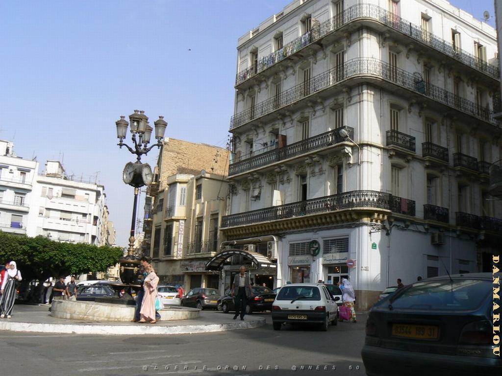 98 place des victoires .jpg
